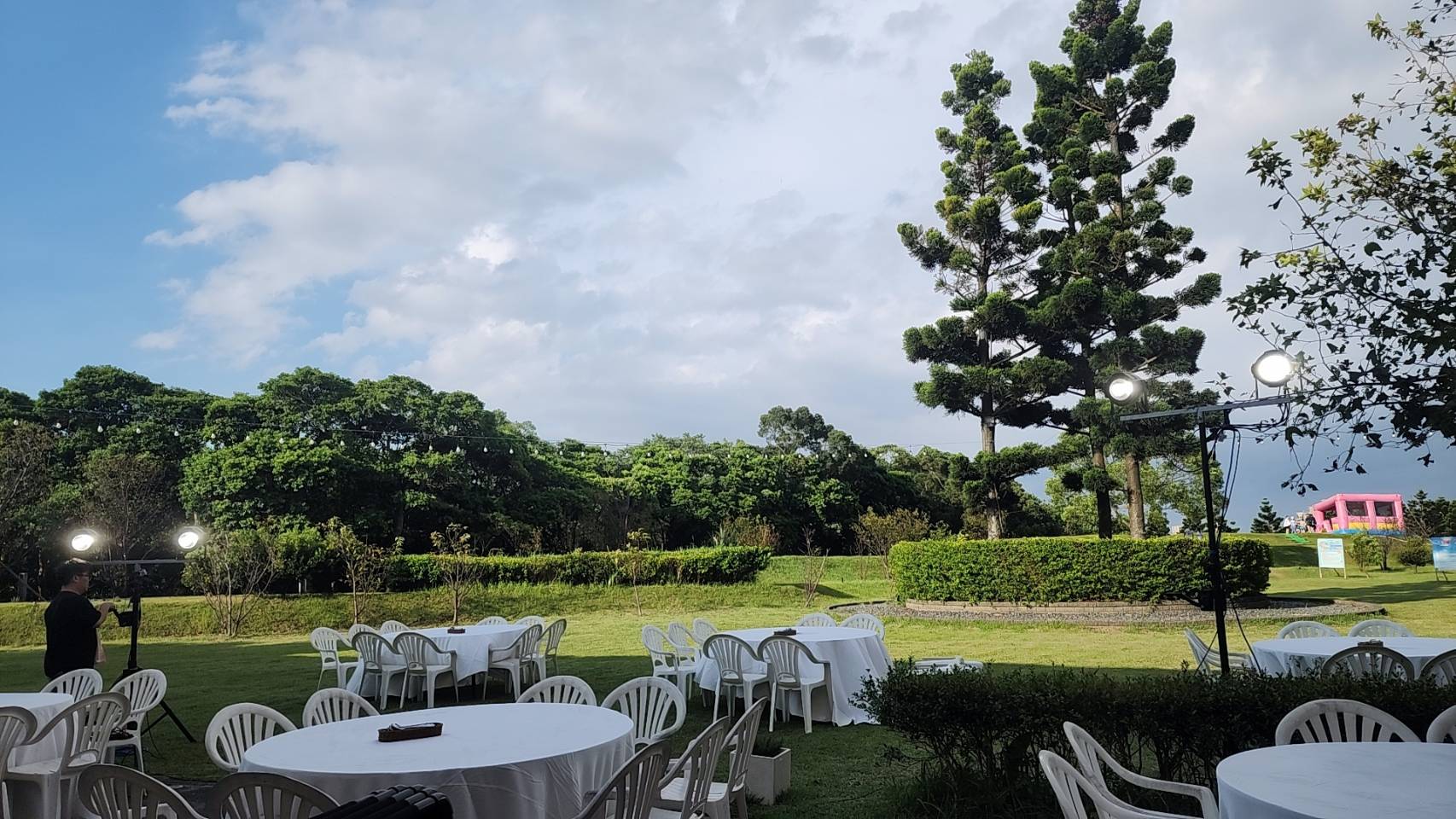 南方莊園戶外中秋活動場地與燈光配置