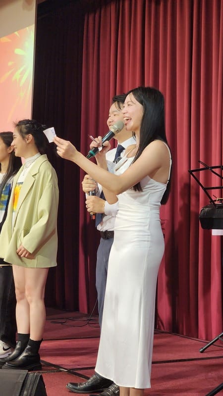圓璽不動產尾牙現場演出紀錄三