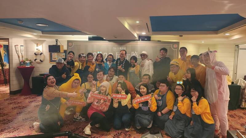 三顧茅廬歐華飯店尾牙三人樂團與活動主持